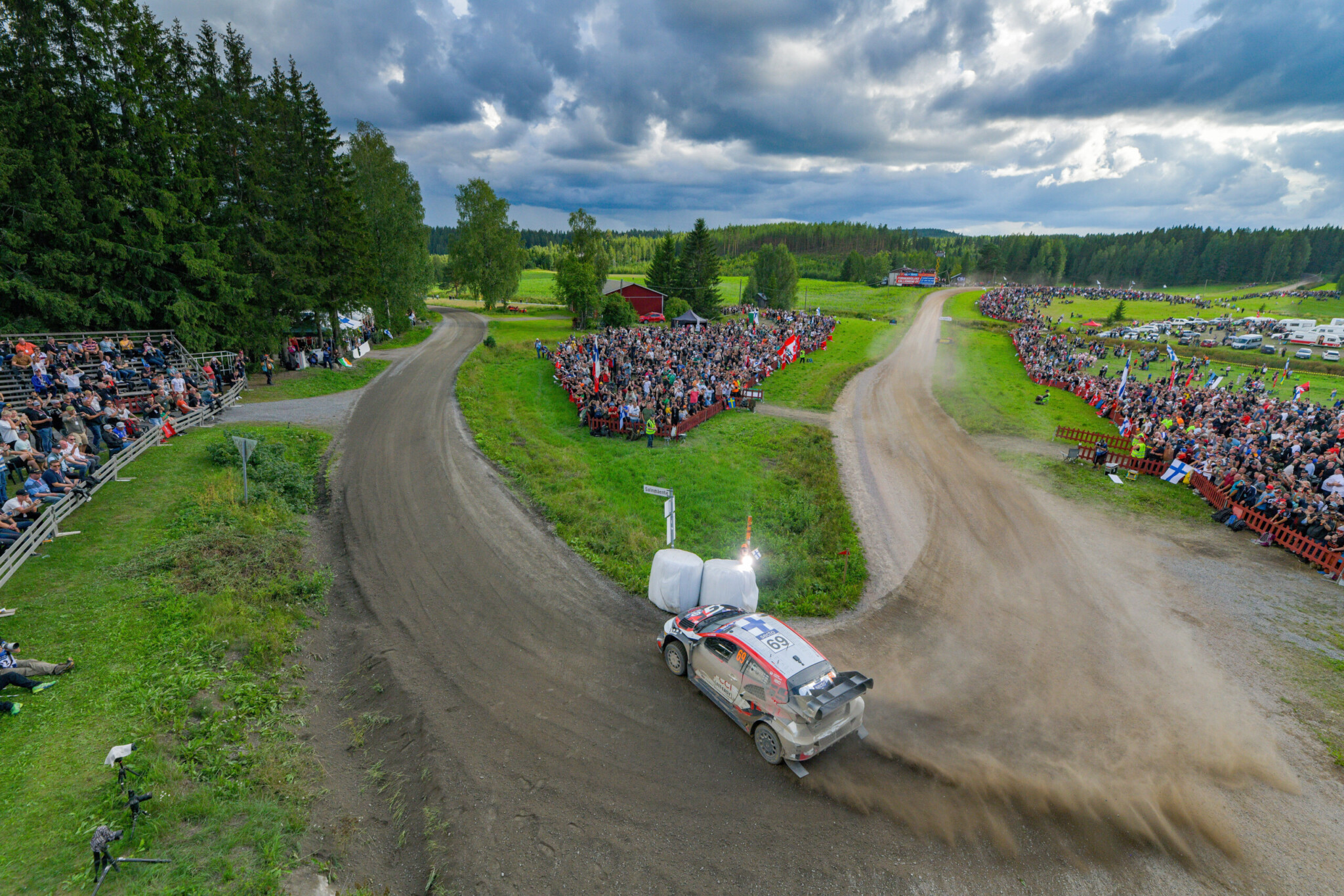 RallyFunJapan | WRC 2024 RALLY FINLAND DAY3 ロバンペラ首位で最終日へ RallyFunJapan | WRC 2024 RALLY FINLAND DAY3 ロバンペラ首位で最終日へ