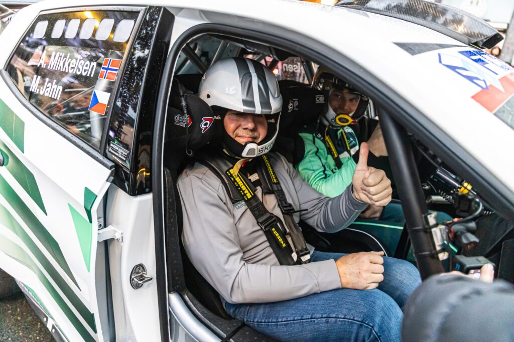 RallyFunJapan | Škoda Fabia RS Rally2 クルーがシーズン開幕戦を表彰台で終える RallyFunJapan | Škoda Fabia RS Rally2 クルーがシーズン開幕戦を表彰台で終える